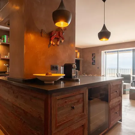 Cajun Apartment *