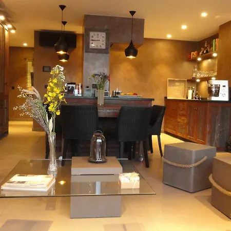 Au Coeur Du Port De - Au Luxe Discret - Garage Individuel Privé Hyères