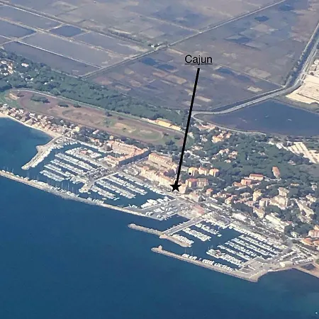 Port De Hyeres - Terrasse Vue Mer, 2 Sdb & Parking Prive - Plage A Pied Apartment